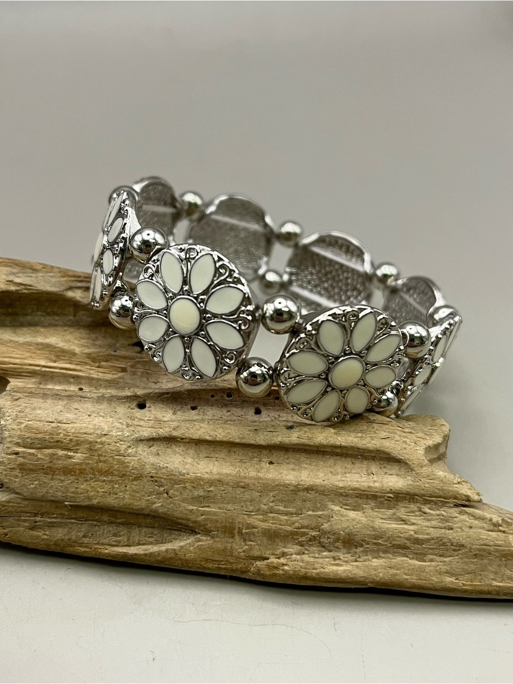 Silver Floral White Enamel Stretch Bracelet